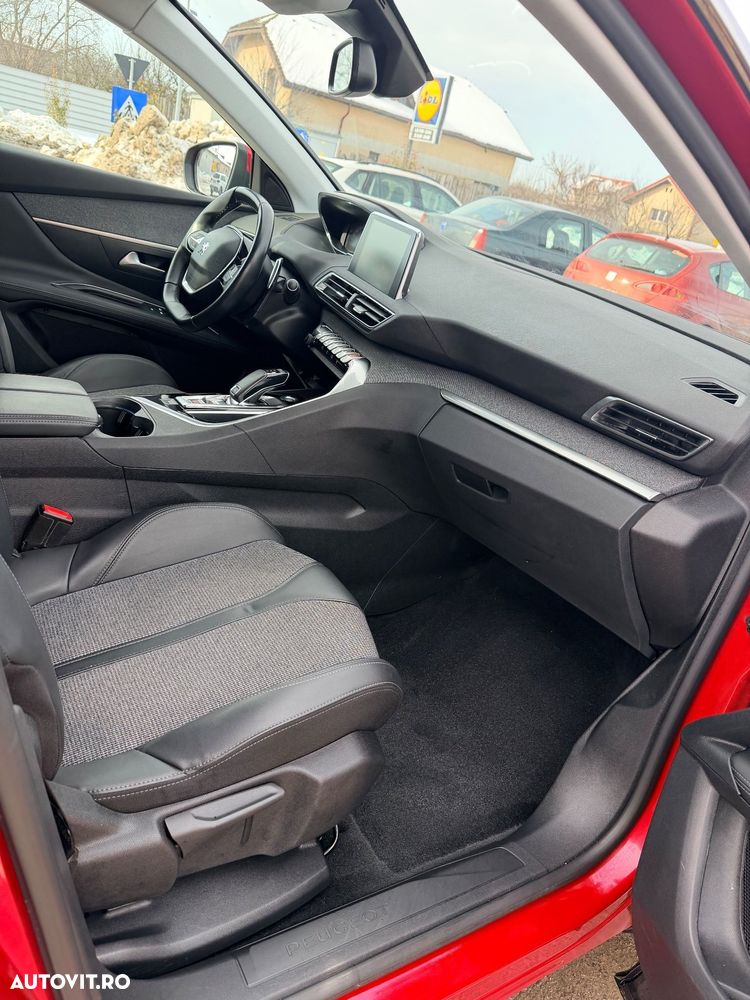 Peugeot 3008 PureTech 130 Stop & Start GPF EAT8 Allure - 12