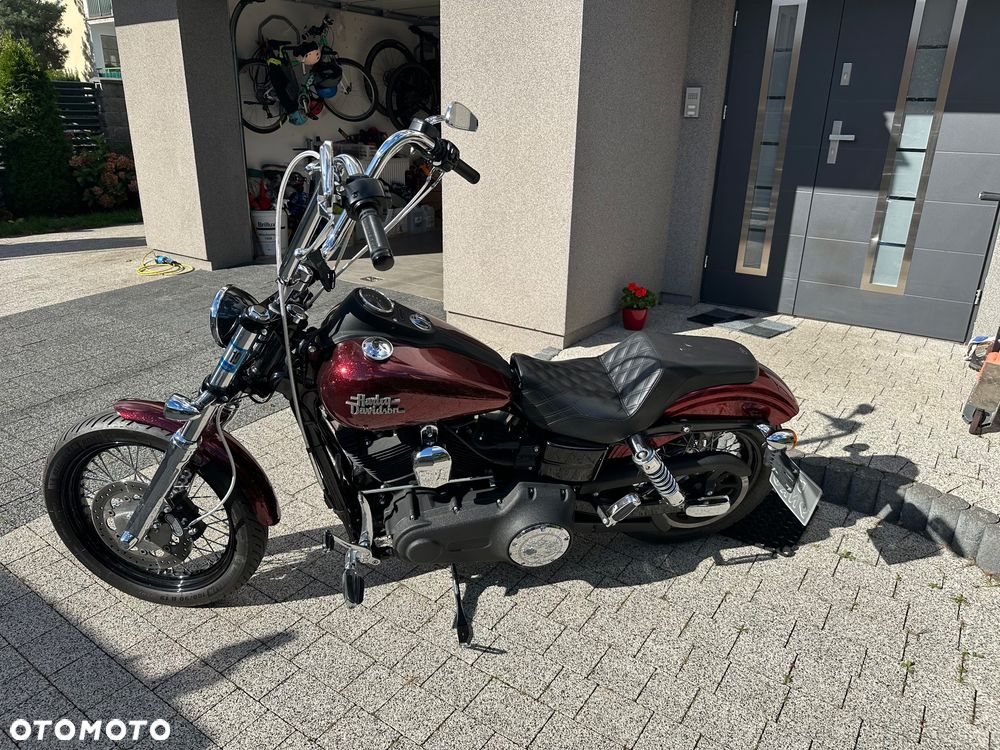Harley-Davidson Dyna Street Bob - 27
