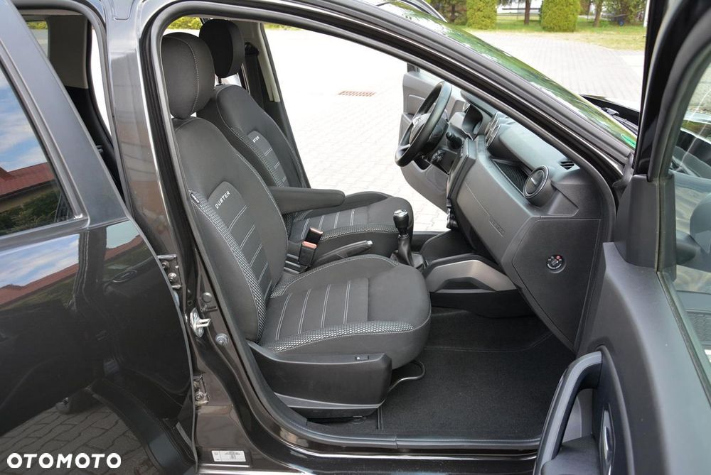 Dacia Duster 1.6 SCe Prestige - 14