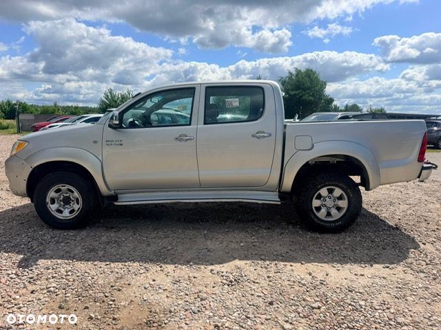 Toyota Hilux 4x4 Double Cab DPF Comfort - 1