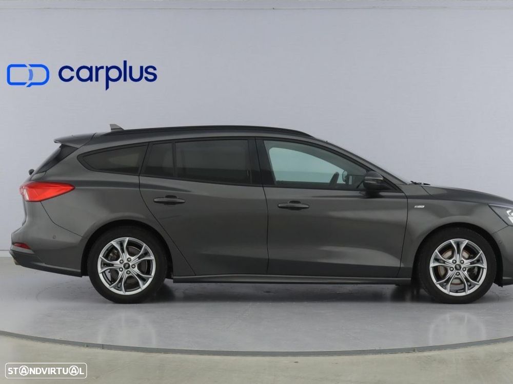 Ford Focus - 8