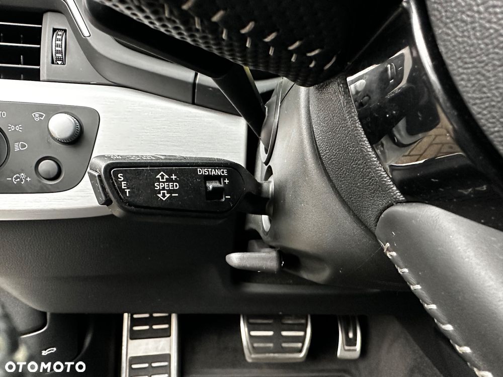 Audi A4 Avant 40 TDI quattro S tronic S line - 34