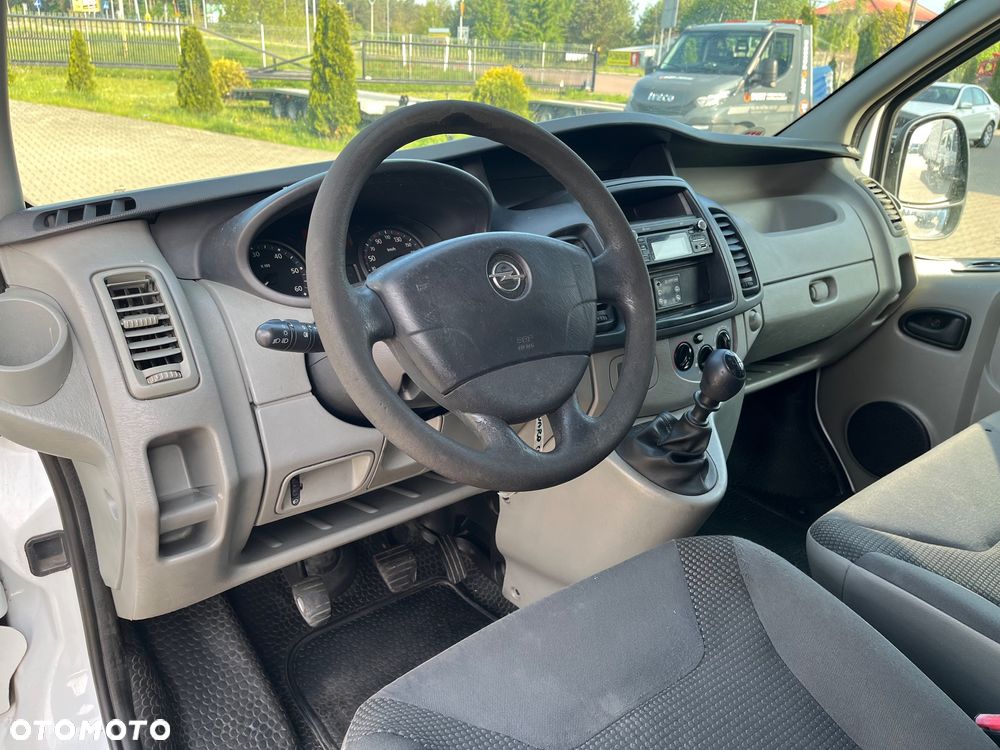 Opel Vivaro - 5