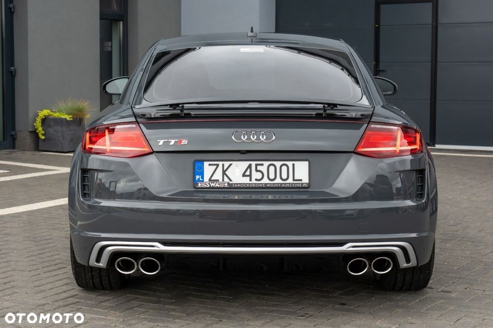 Audi TT S Coupé - 7
