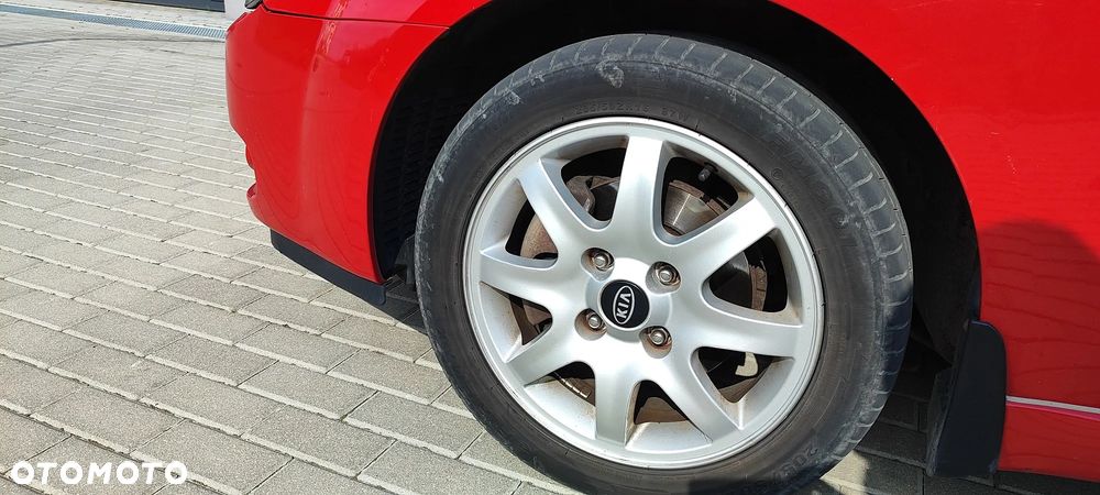 Kia Cerato - 40