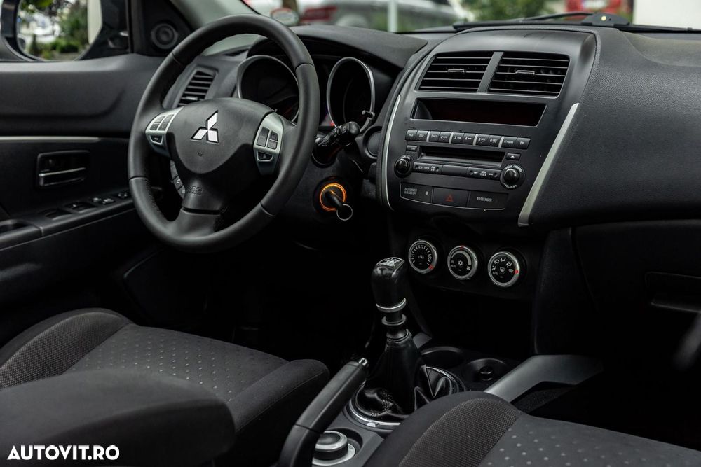 Mitsubishi ASX 1.8 DI-D 4WD Top - 12