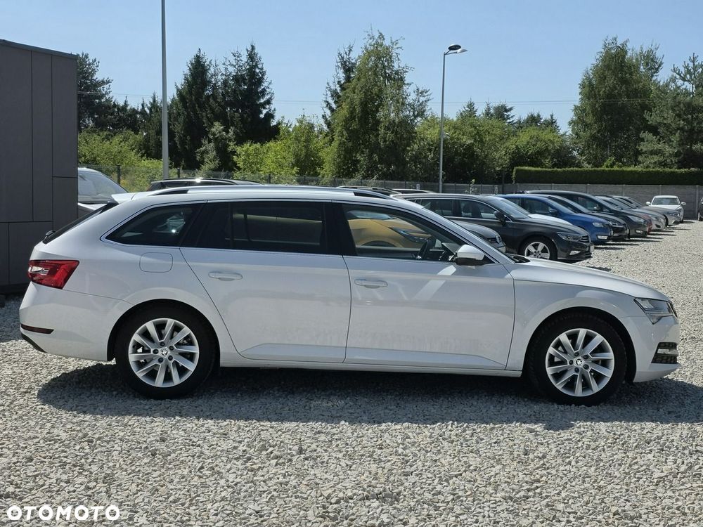 Skoda Superb 2.0 TDI Ambition DSG7 - 10