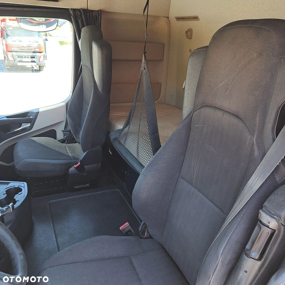 Mercedes-Benz ACTROS - 6