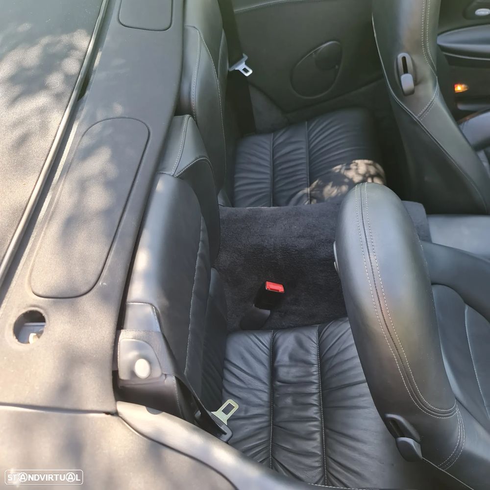 Porsche 911 (996) - 8