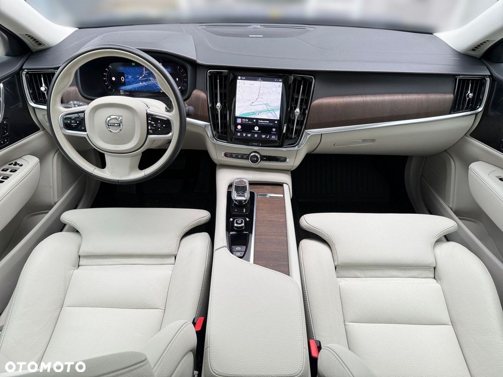 Volvo S90 - 16