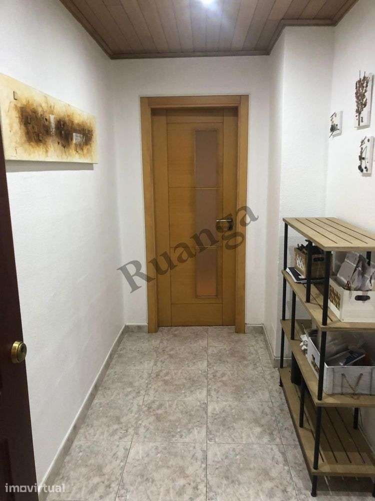 Apartamento T2 R/C para Venda em Vila Nova de Santo André - Grande imagem: 3/25