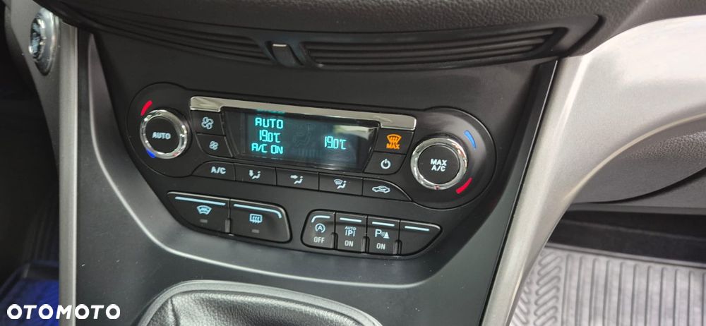 Ford Kuga 1.5 EcoBoost 2x4 Trend - 14