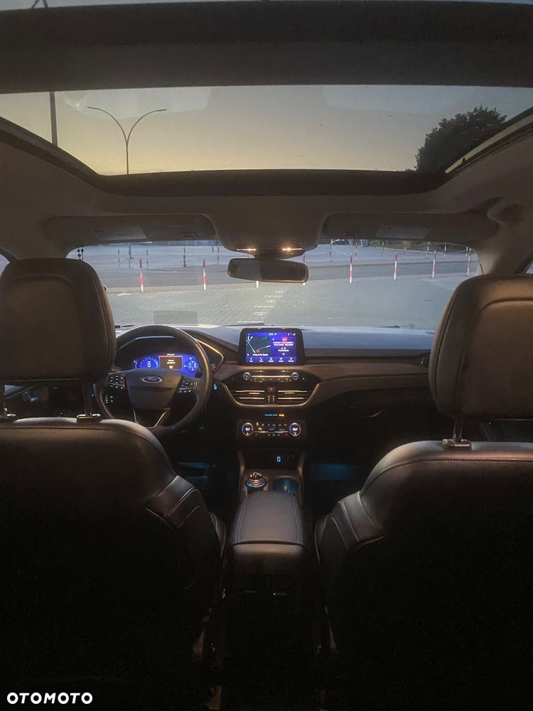 Ford Kuga - 9