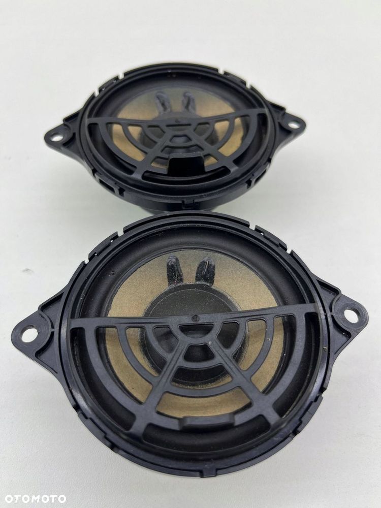AUDI A4 B9 GŁOŚNIK WYSOKOTONOWY DESKI BANG & OLUFSEN 8W0035416D - 2