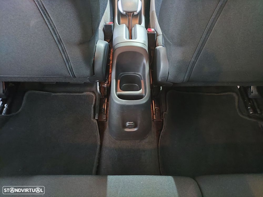 Citroën C3 Aircross 1.2 PureTech Feel EAT6 - 32