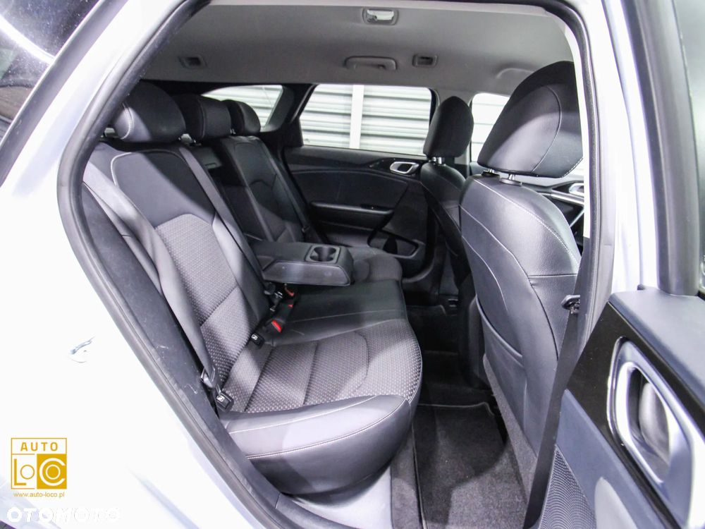 Kia Ceed Cee'd 1.6 CRDi L DCT - 11