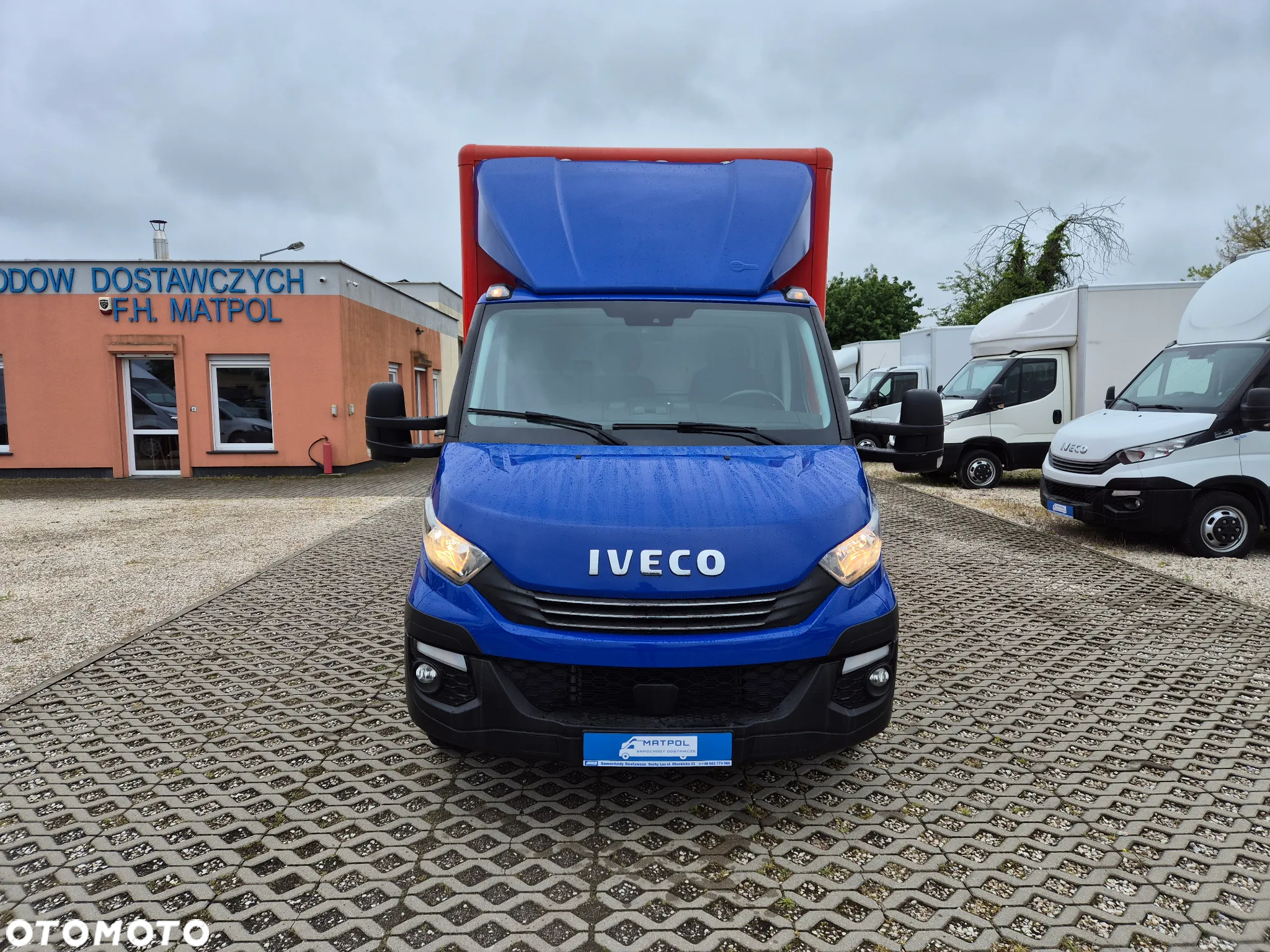 Iveco Daily 40C18 Hi-Matic 3.0 HPi, kontener 8PAL, winda 750KG - 2