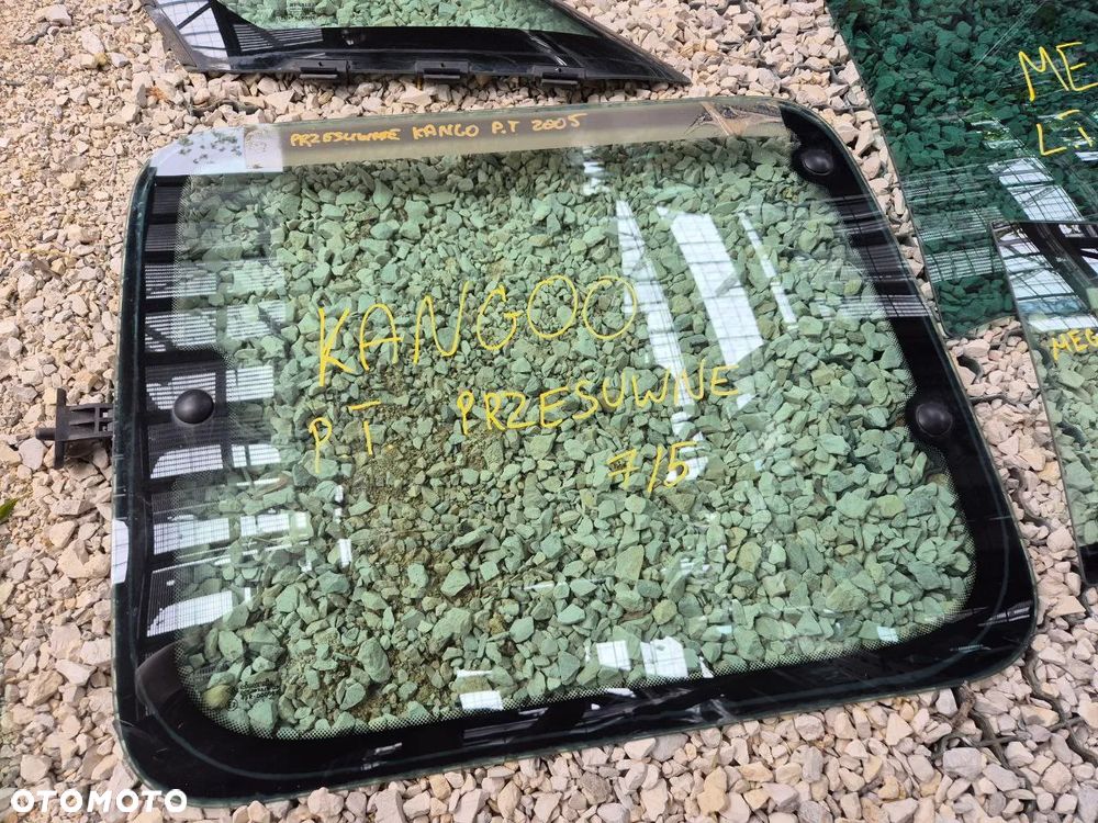 RENAULT SZYBA BOCZNA CZOŁOWA TYLNA - 17