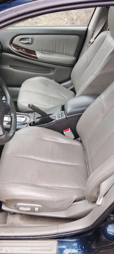 NISSAN MAXIMA 3.0 V6 200KM - 9