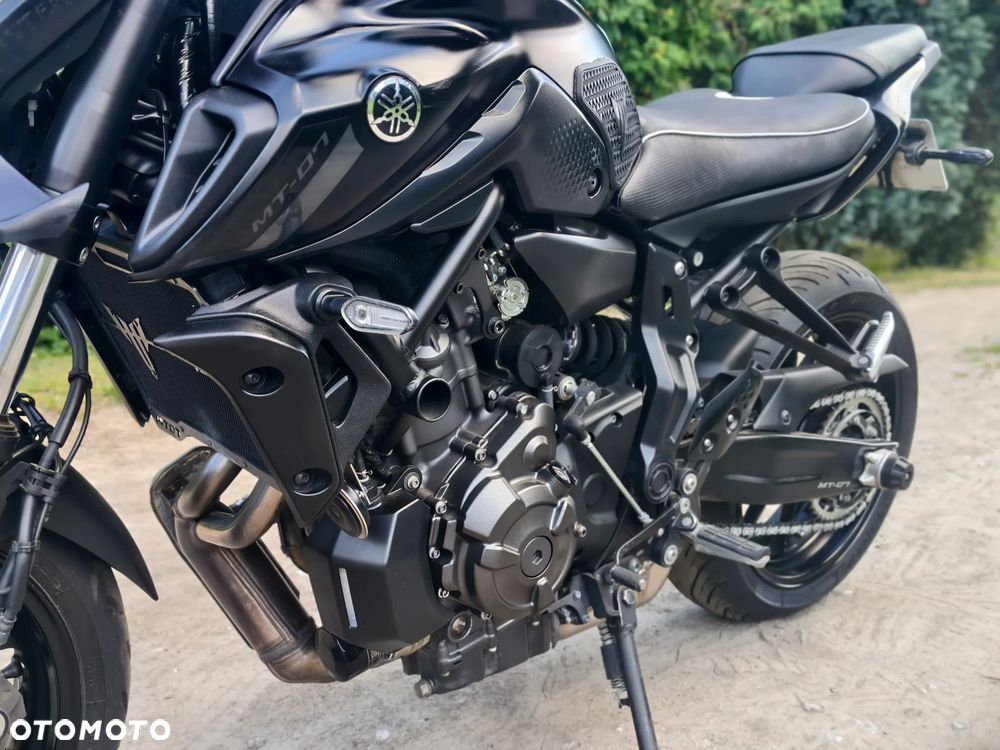 Yamaha MT - 22