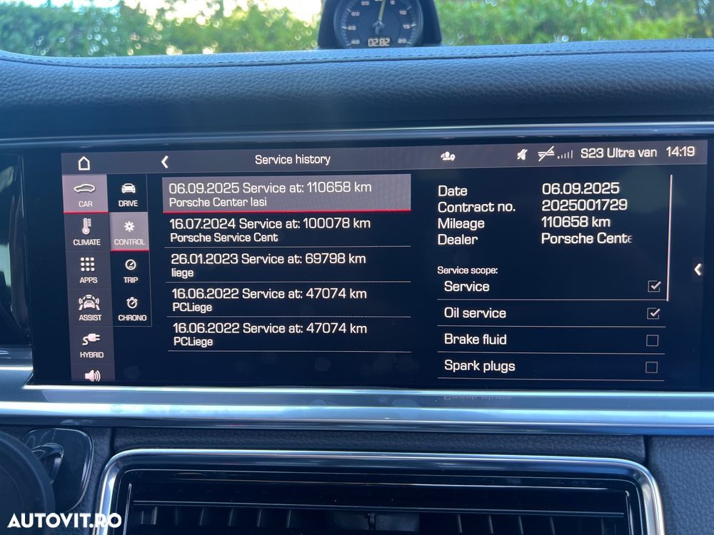 Porsche Panamera 4 E-Hybrid - 31
