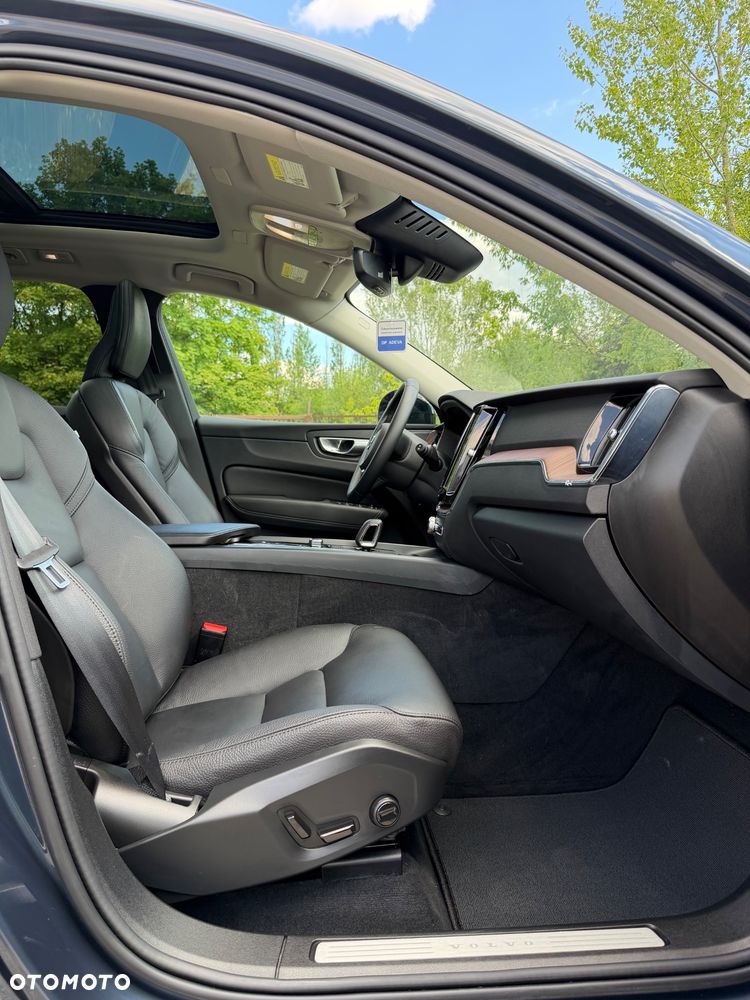 Volvo XC 60 B5 B AWD Geartronic RDesign - 7