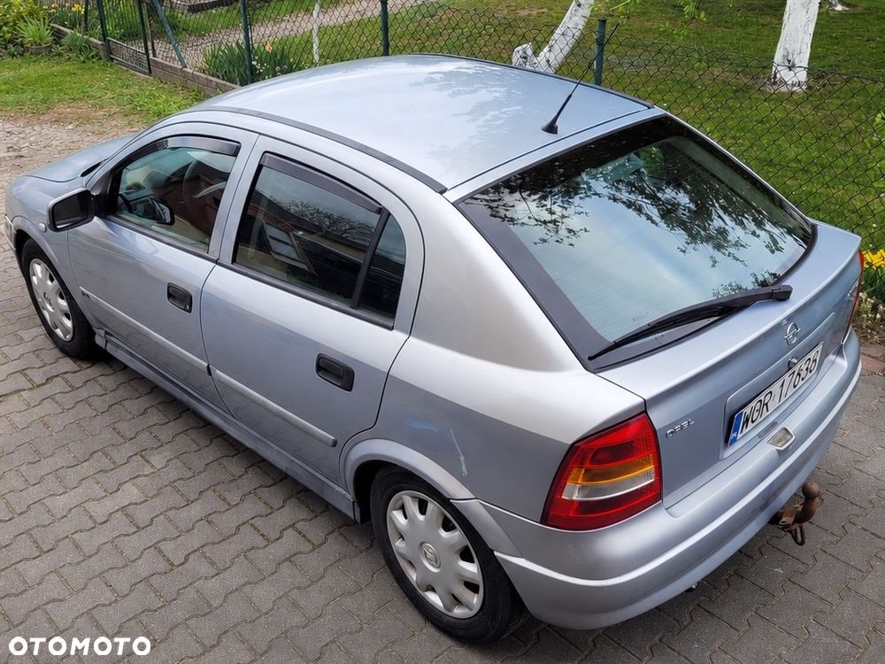 Opel Astra - 1