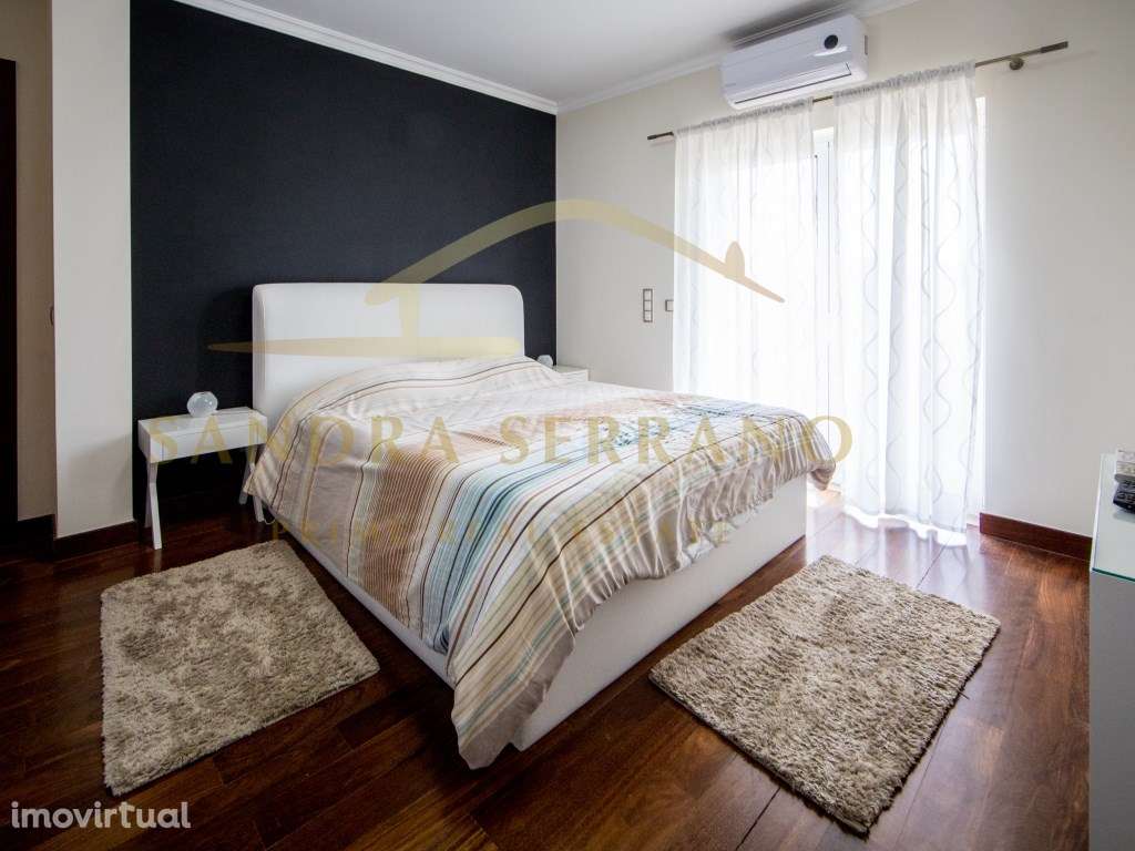 Moradia isolada T5+1 com piscina e jardim TASIS / CARLUCCI - Grande imagem: 4/37