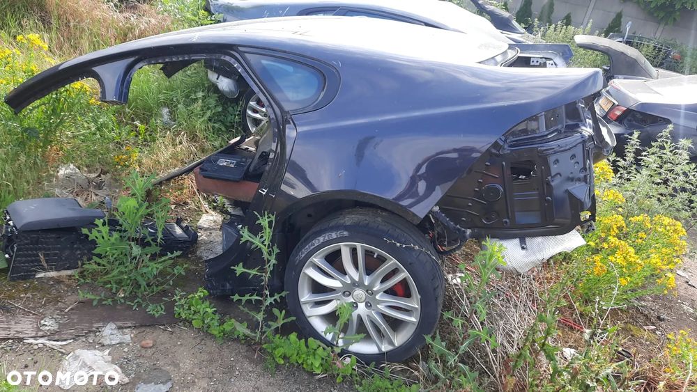 Jaguar XF X260 GX63 sedan cwiartka pas blotnik tylny tyl lewy prawy wanna dach - 2