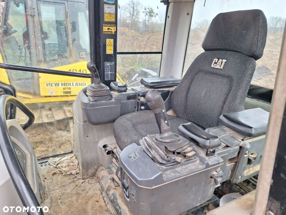 Caterpillar 963 D - 11
