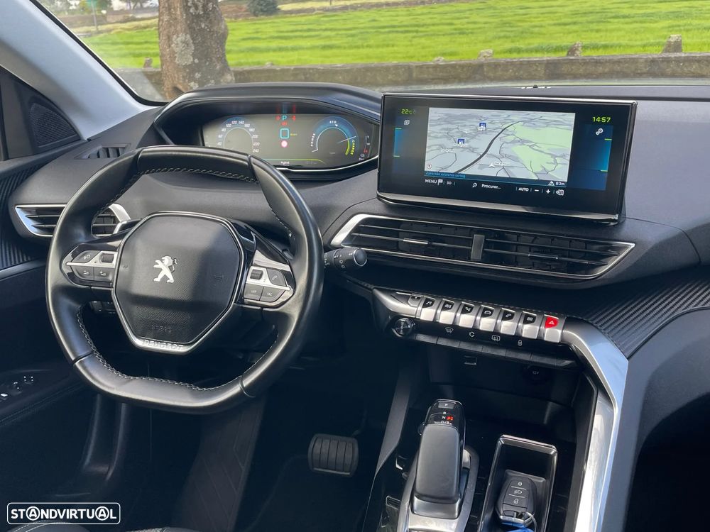 Peugeot 3008 225 e-EAT8 Allure Pack - 25