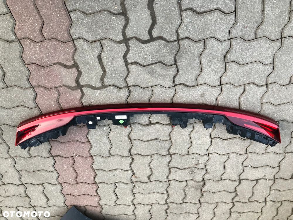 AUDI E-TRON 4KE LAMPA TYLNA LED BLENDA 4KE945095B - 2