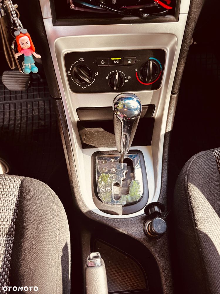 Peugeot 307 1.6 - 6
