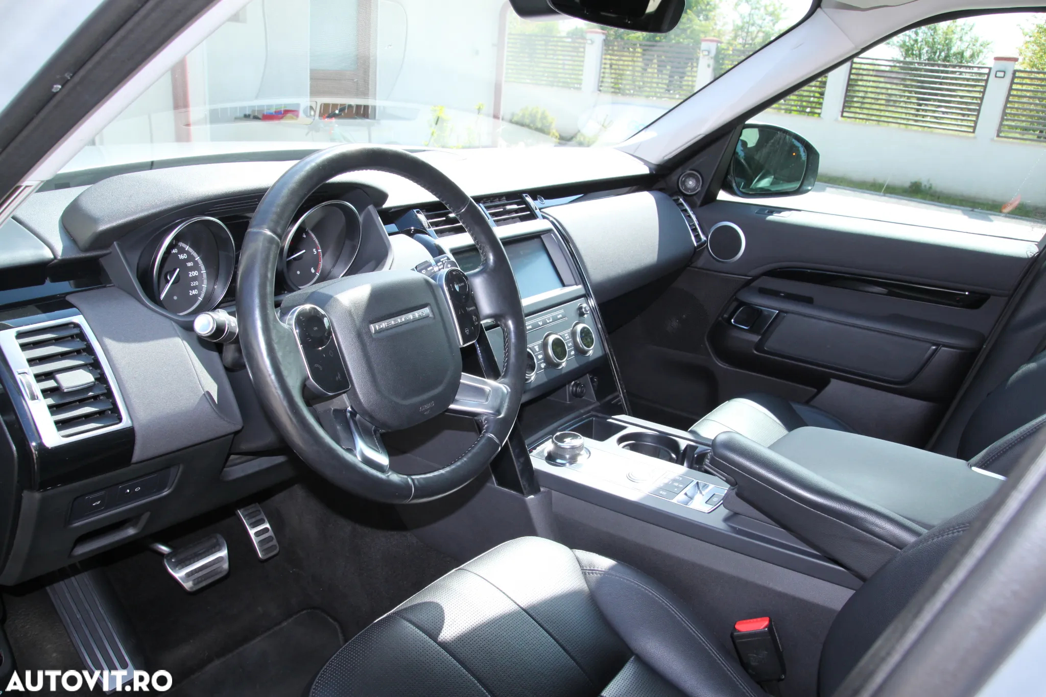 Land Rover Discovery 3.0 L SD6 Landmark Edition - 6