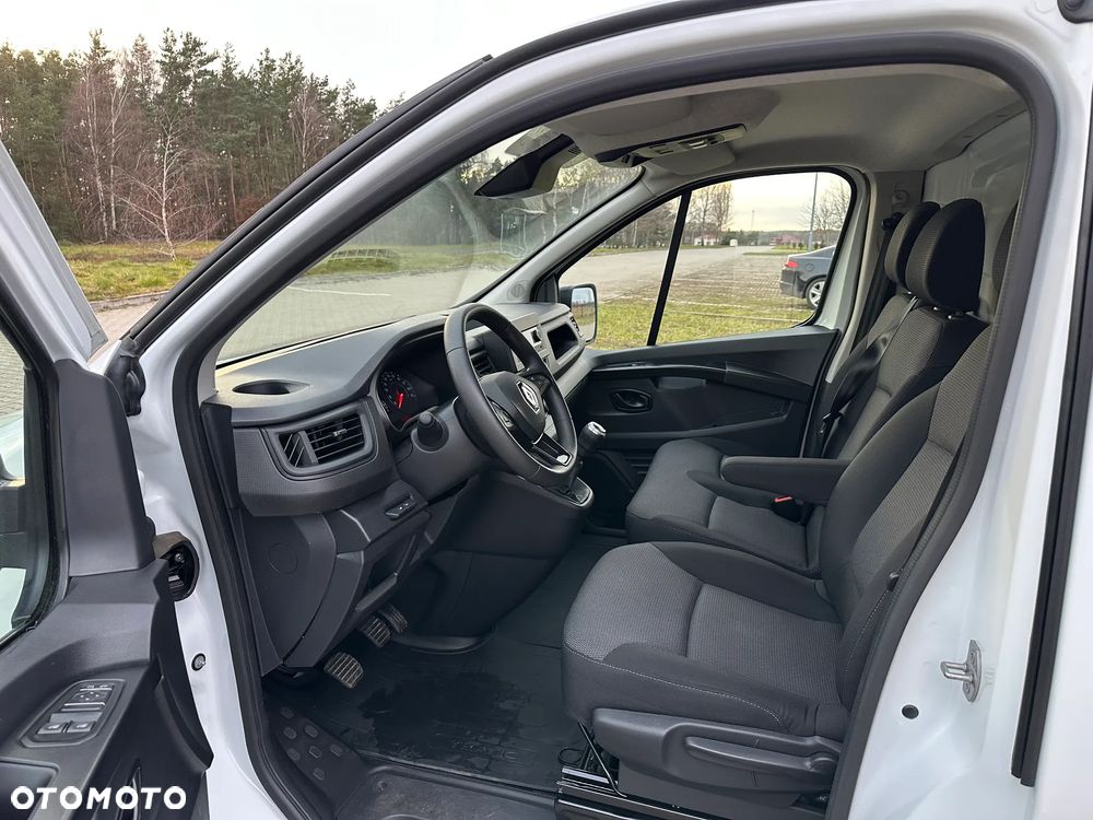 Renault Trafic - 14