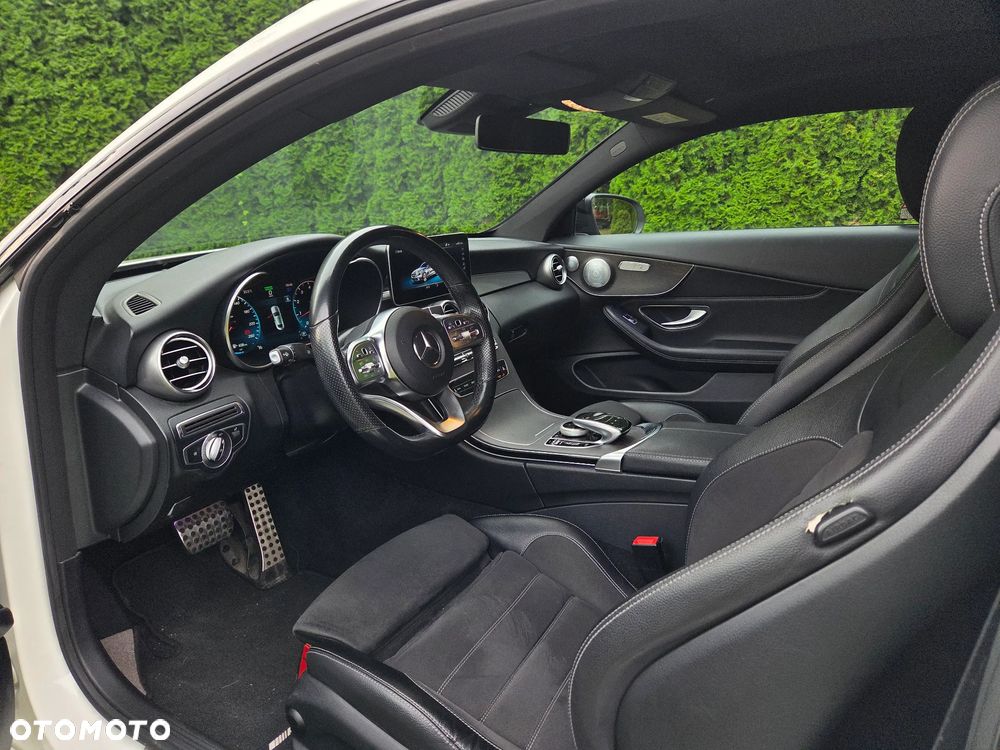 Mercedes-Benz Klasa C 200 9G-TRONIC - 9