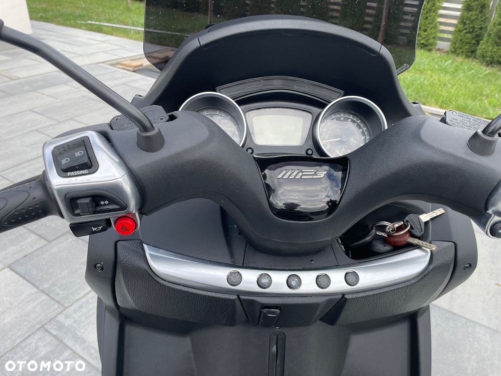 Piaggio MP-3 - 6