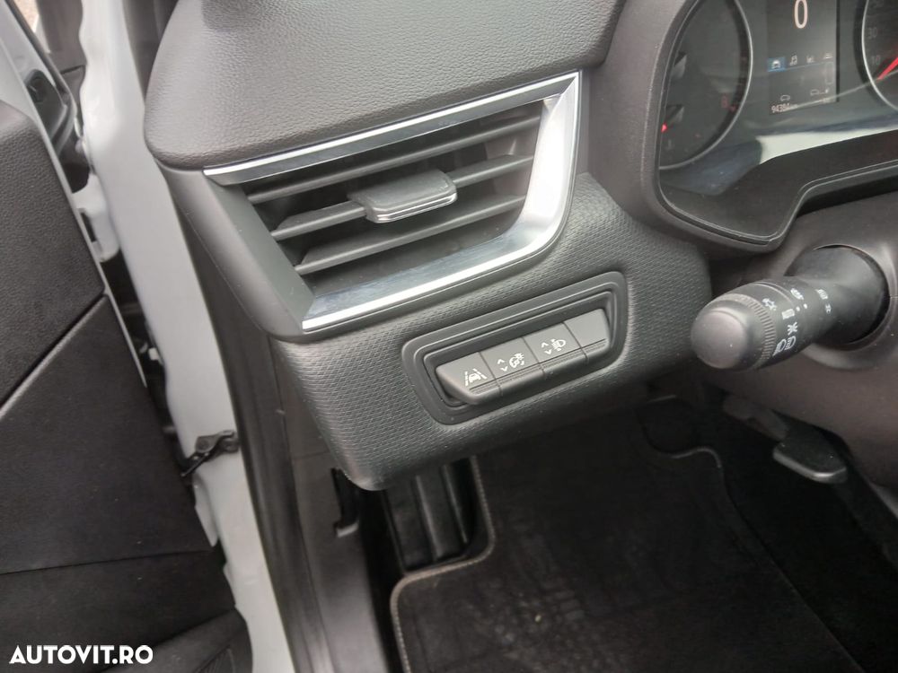 Renault Clio V TCe 90 Evolution - 13