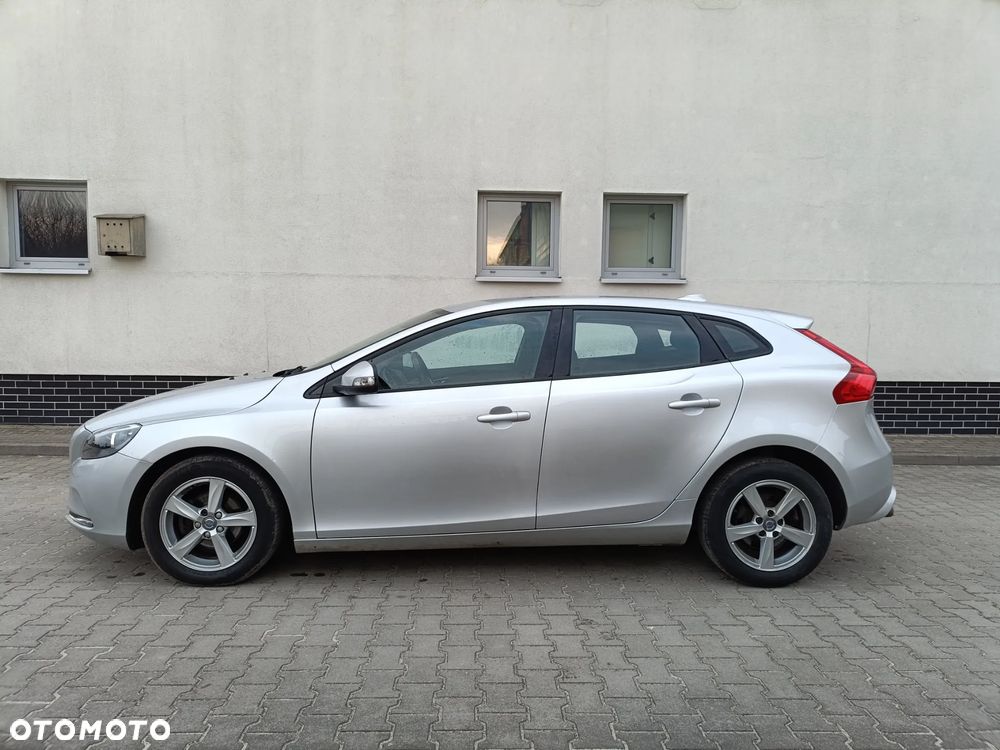 Volvo V40 D2 Kinetic - 10