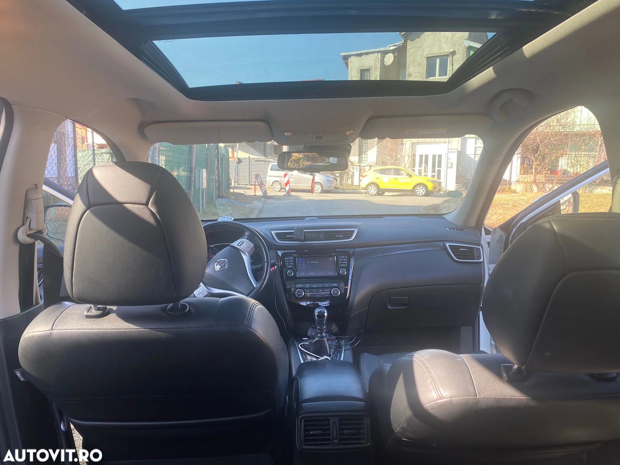 Nissan X-Trail 1.6L dCI Start/Stop Tekna - 2
