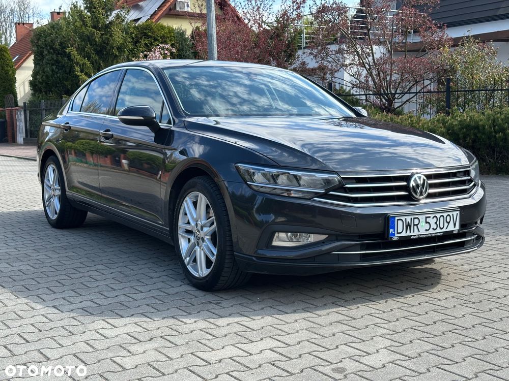 Volkswagen Passat 2.0 TDI Elegance DSG - 6