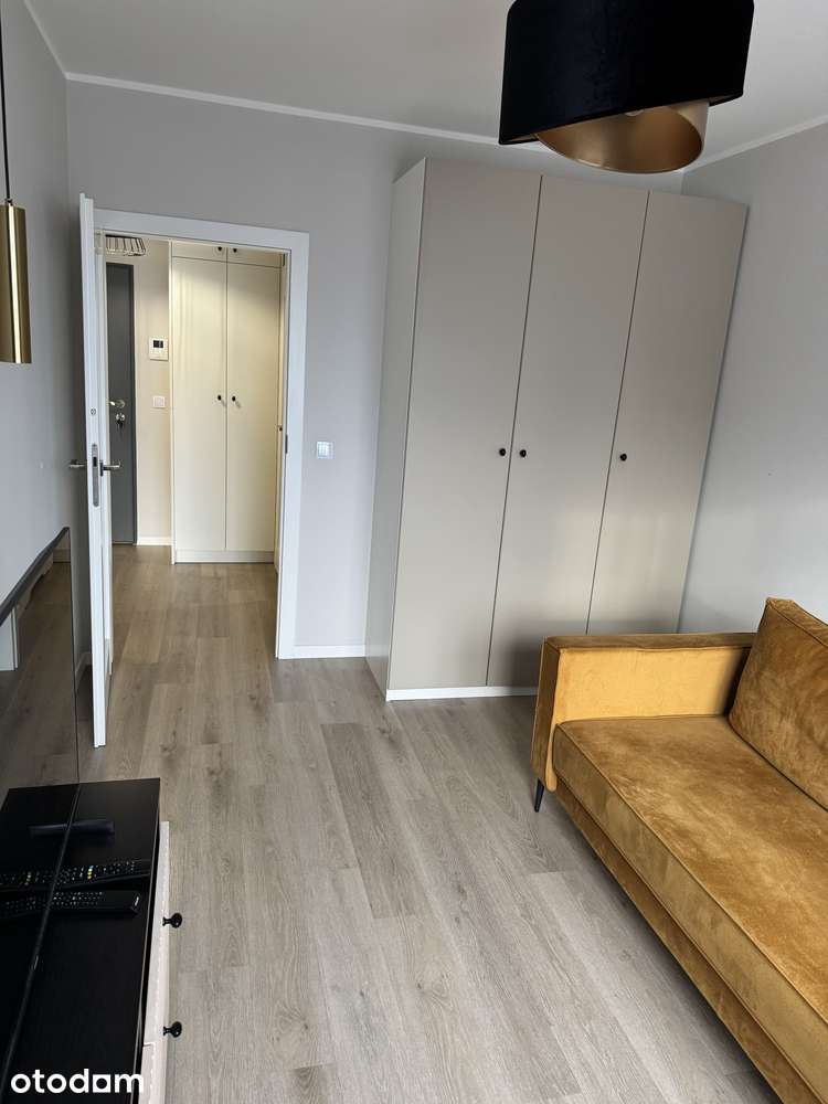 Mieszkanie 2 pokojowe 41m/2, klimatyzacja, miejsce w garażu