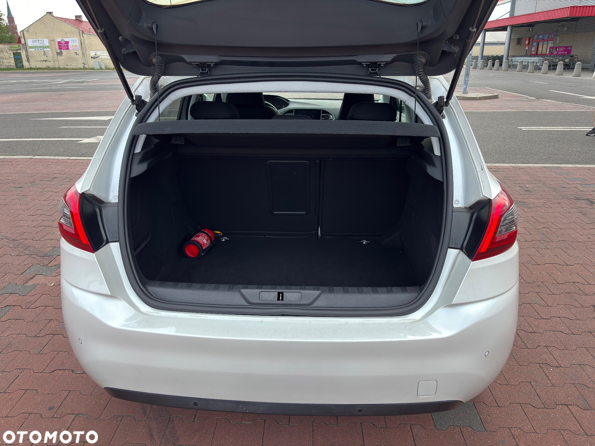 Peugeot 308 1.2 PureTech GPF Allure S&S - 19