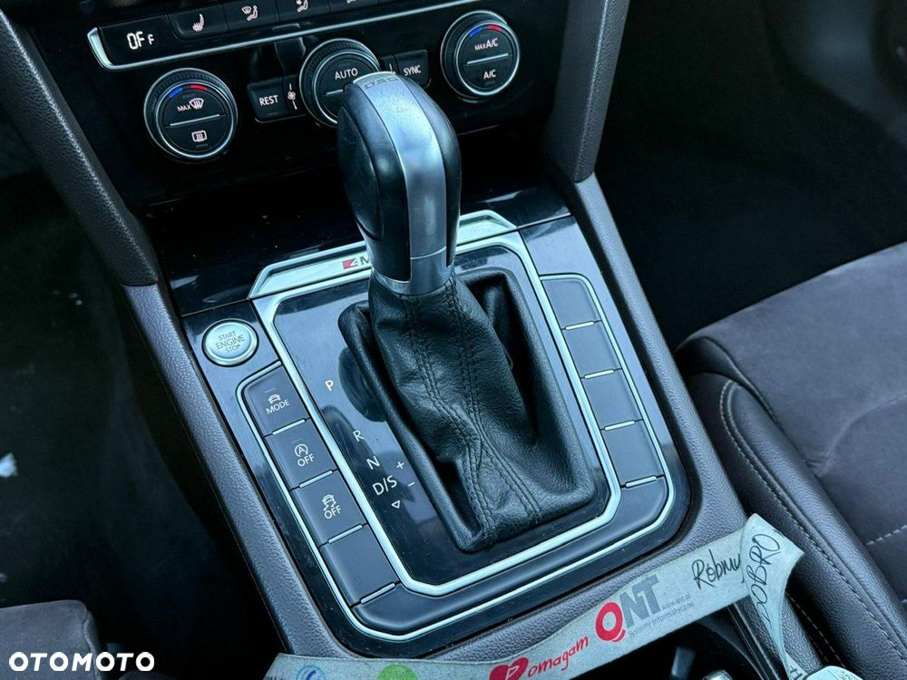 Volkswagen Passat - 17