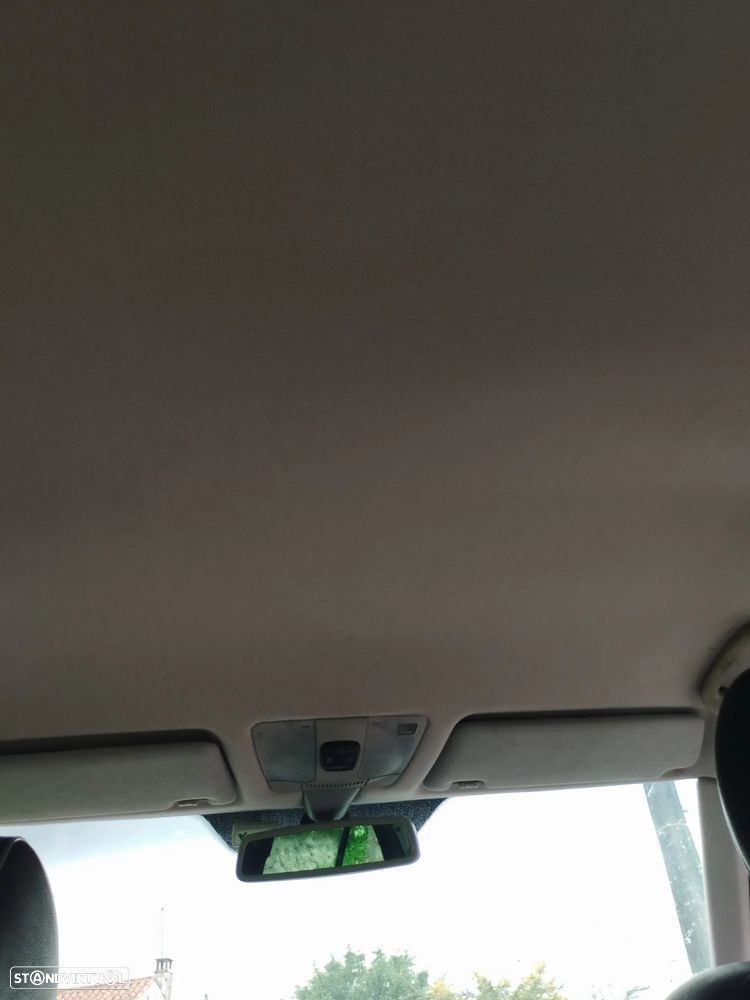 Mercedes-Benz E 200 Kompressor Classic - 24