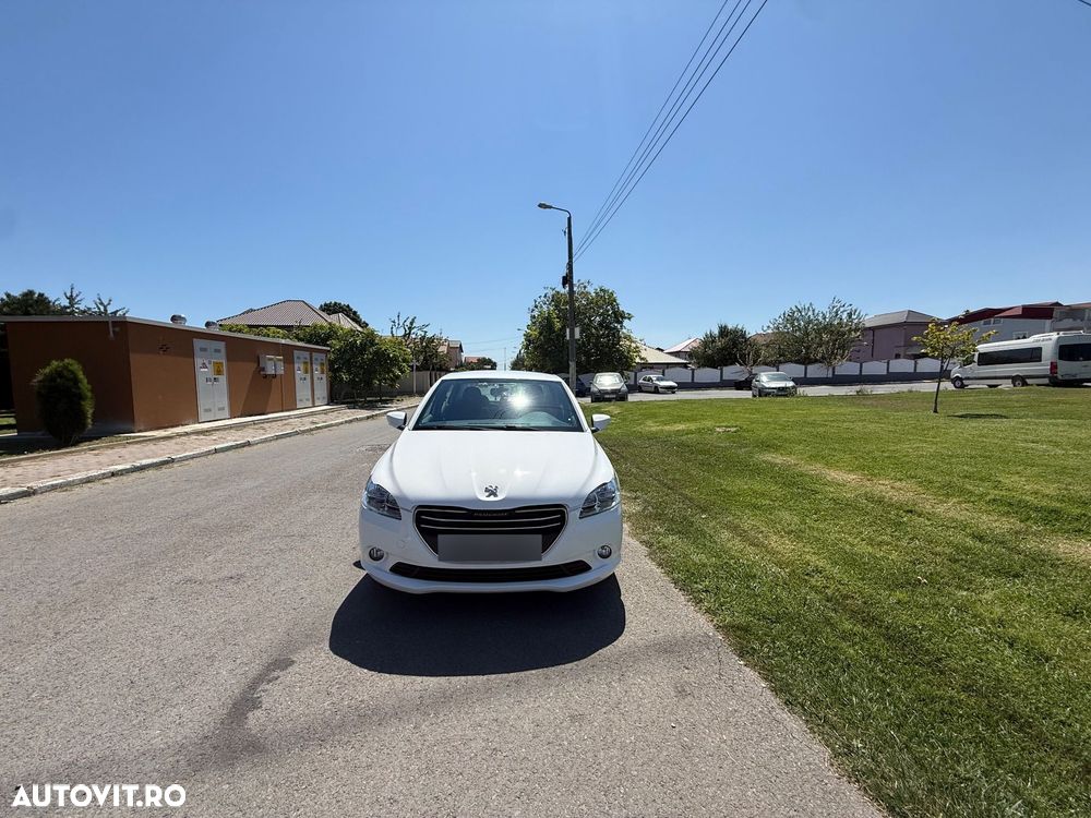 Peugeot 301 1.6 BlueHDI FAP Allure - 3