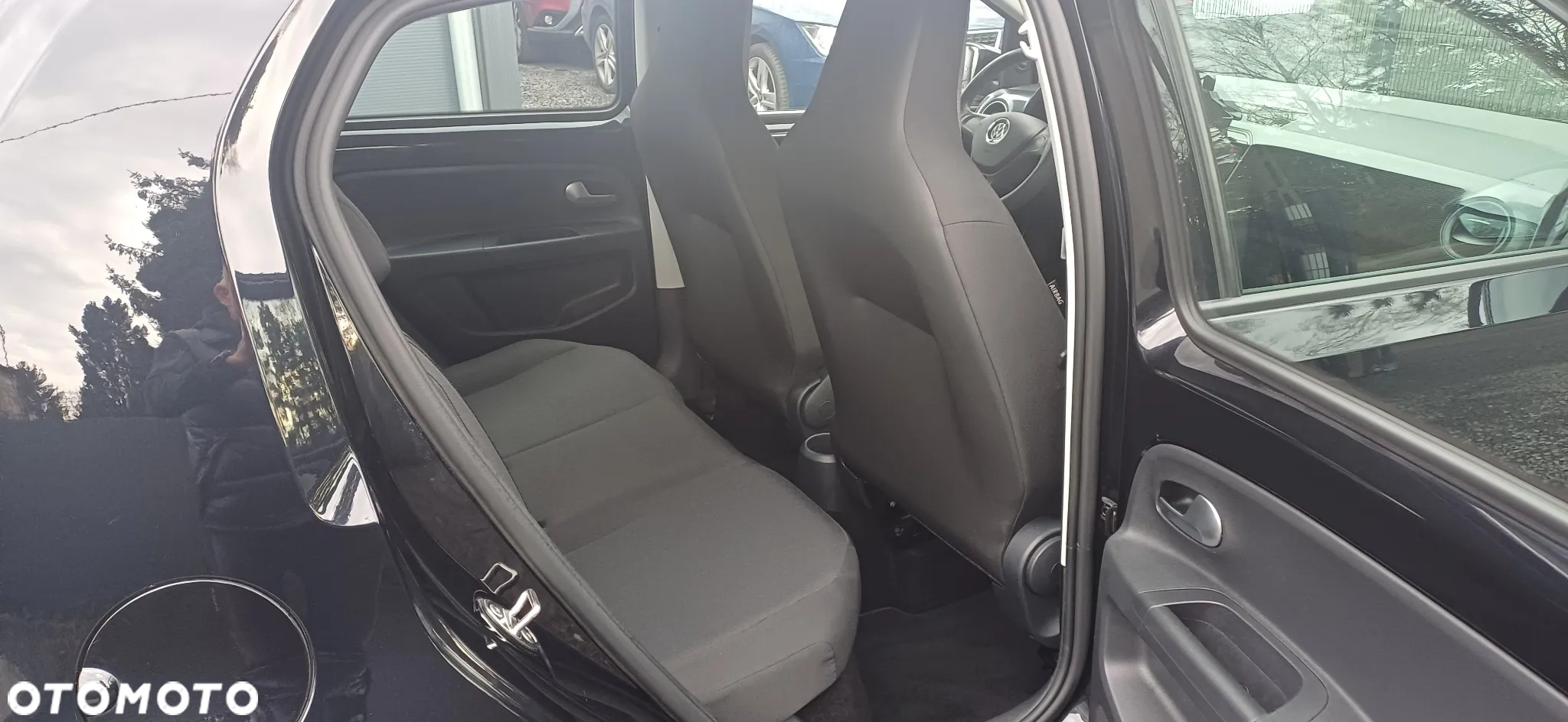 Volkswagen up! 1.0 move - 17