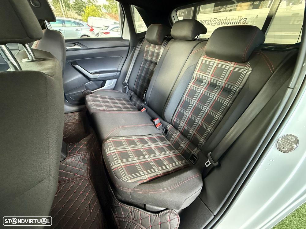 VW Polo 2.0 TSI GTI DSG - 32