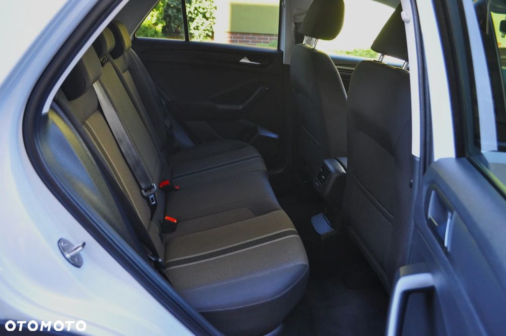 Volkswagen T-Roc 2.0 TDI SCR 4MOTION IQ.DRIVE - 30