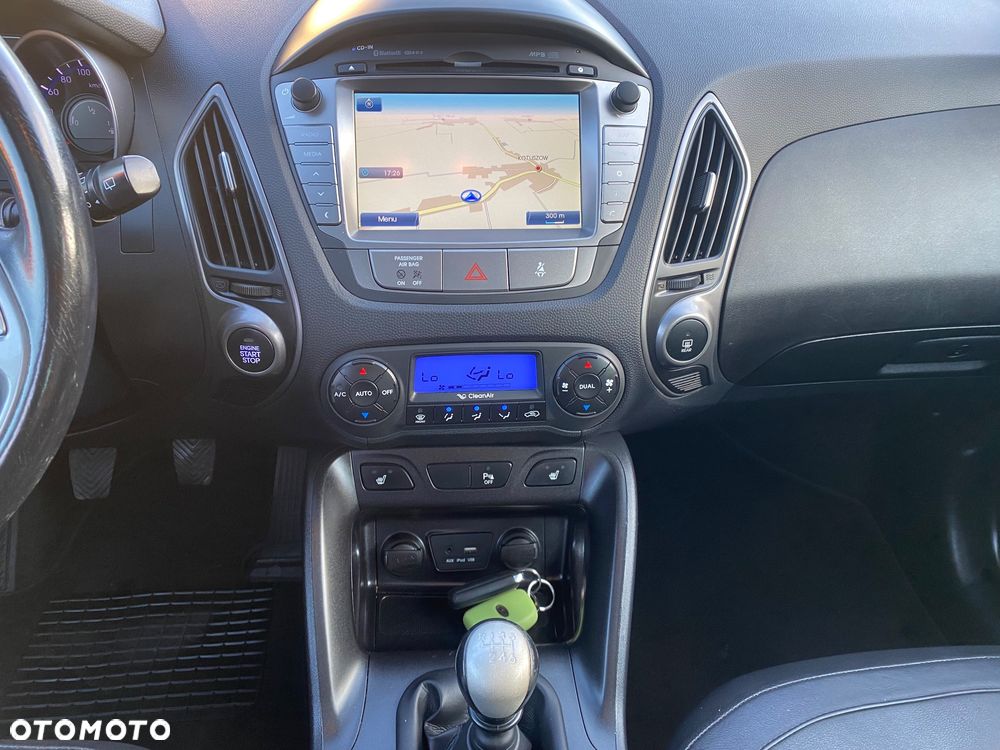 Hyundai ix35 1.7 CRDi Premium 2WD - 22